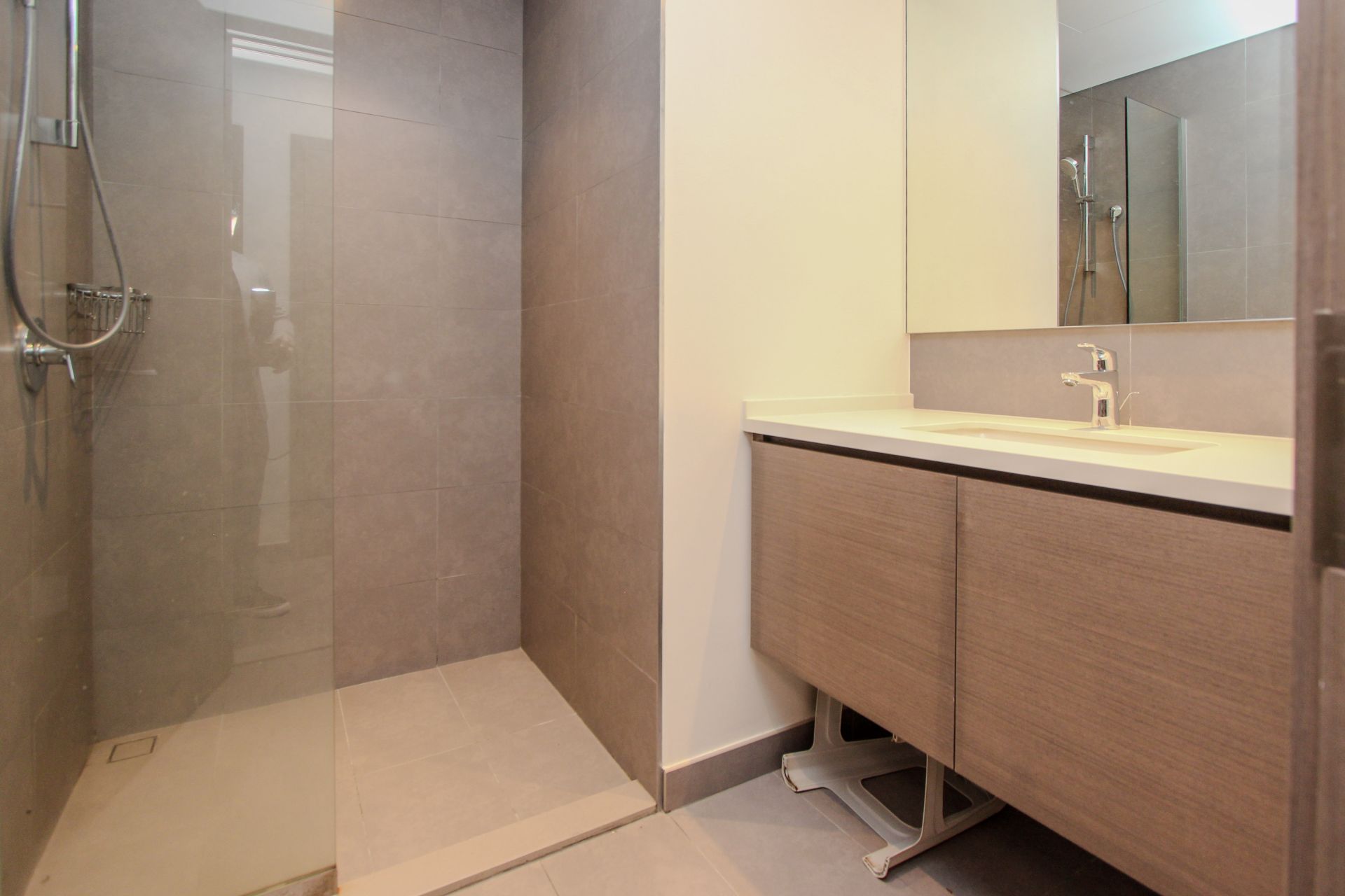 High Floor | Chiller Free | Canal View