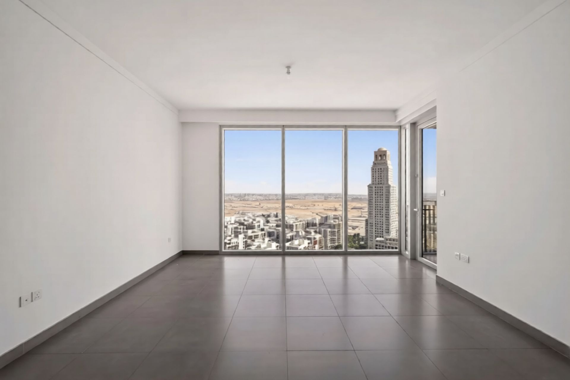 High Floor | Chiller Free | Canal View