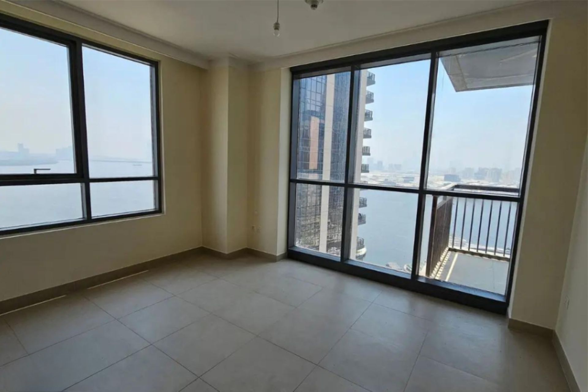 Water View | Vacant Soon | Mid Floor