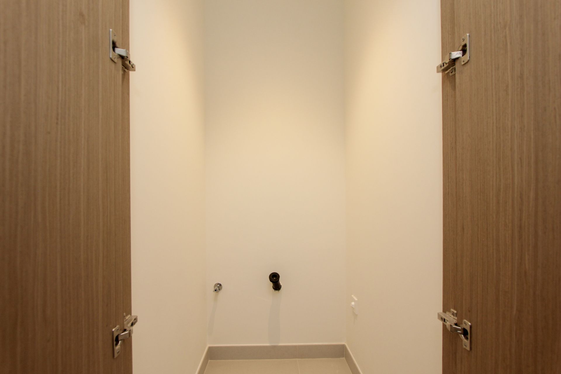 BRAND NEW | HUGE-TERRACE | OPEN POOL VIEW