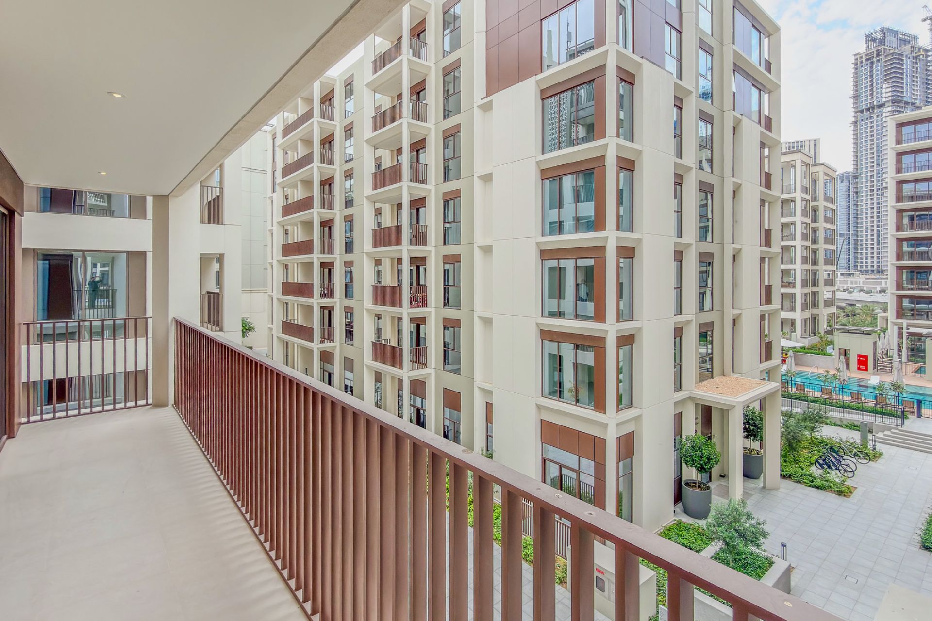 BRAND - NEW | HUGE-TERRACE | OPEN POOL VIEW