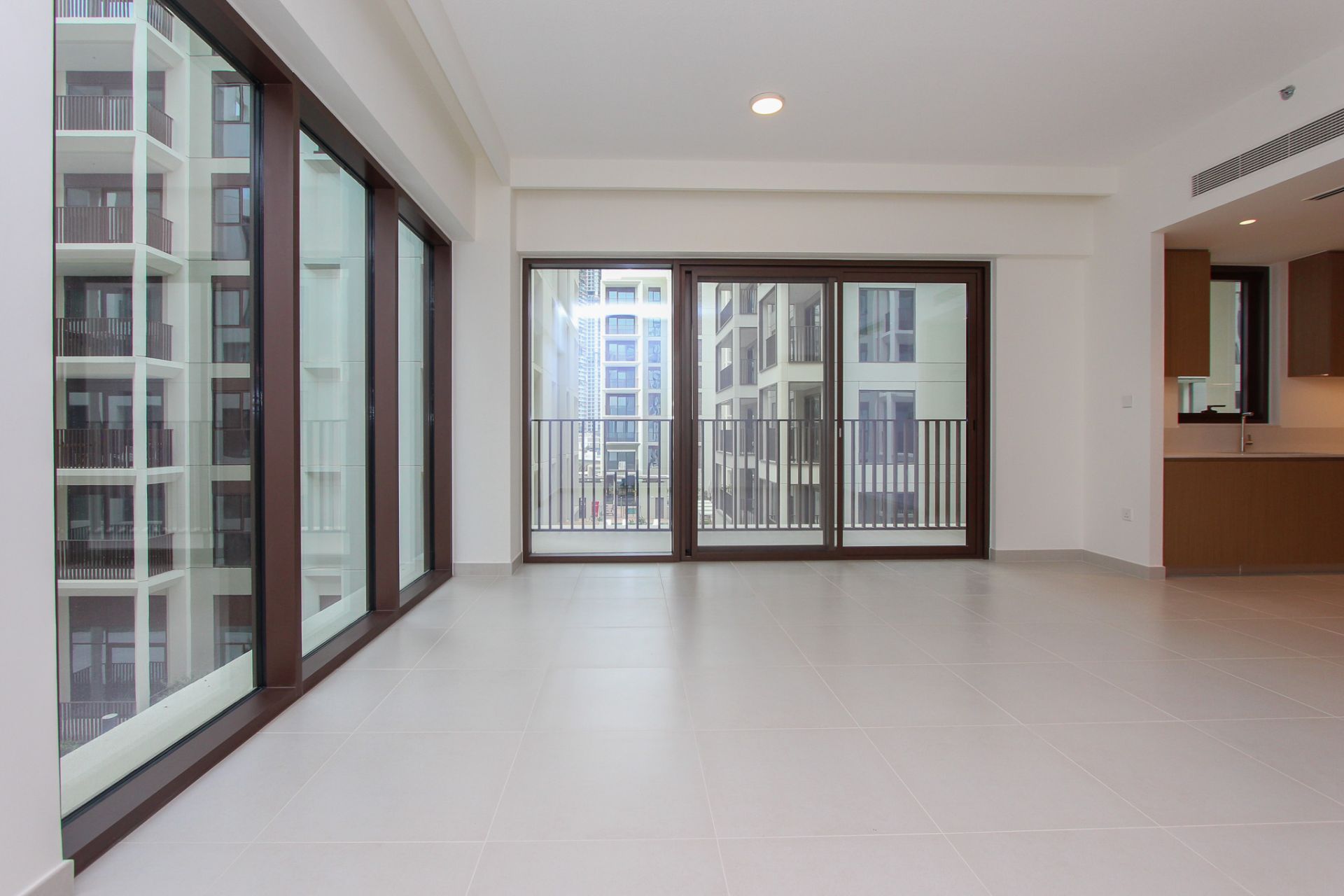 BRAND NEW | HUGE-TERRACE | OPEN POOL VIEW