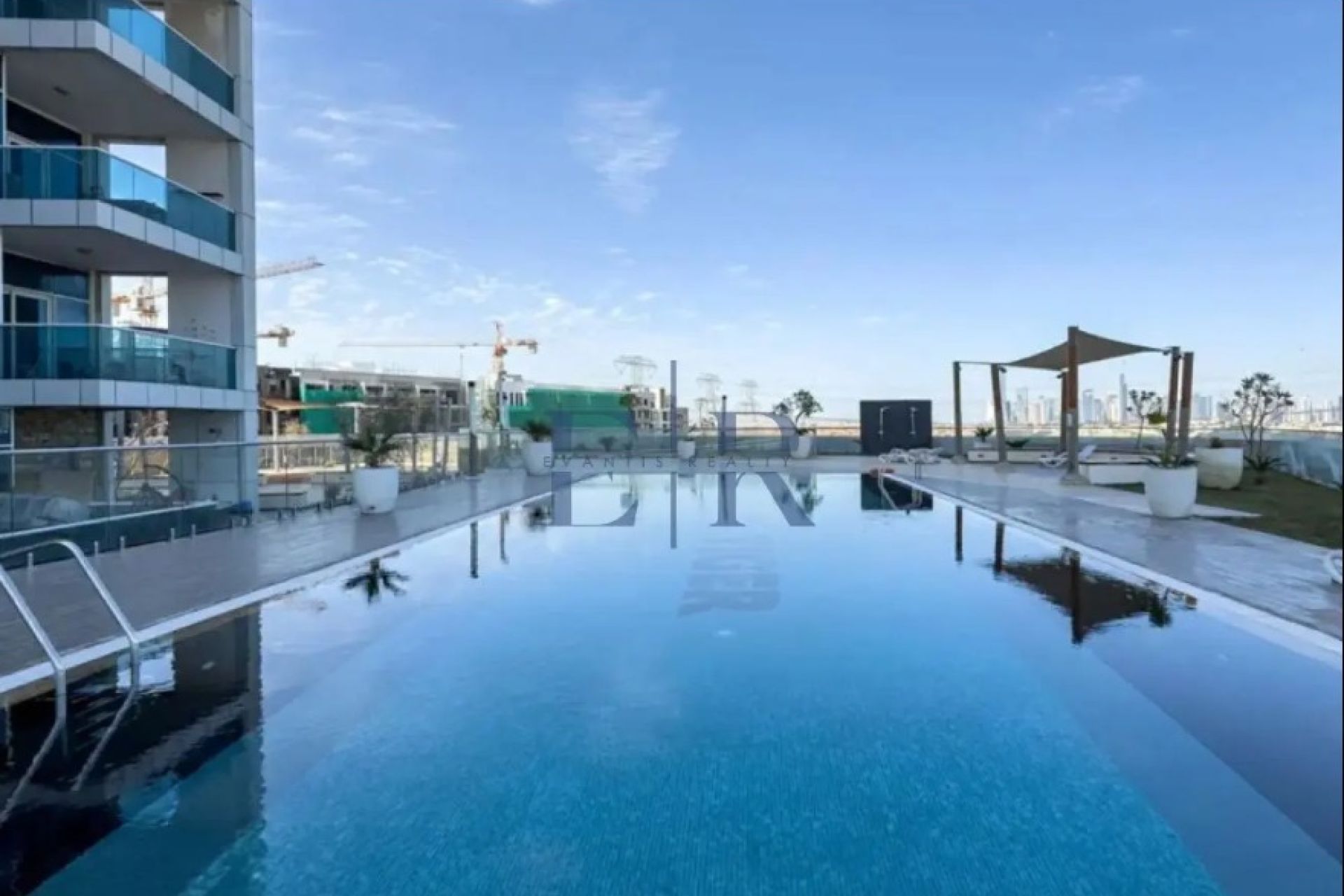 FULLY FURNISHED | HIGH FLOOR | MULTIPLE CHEQUES