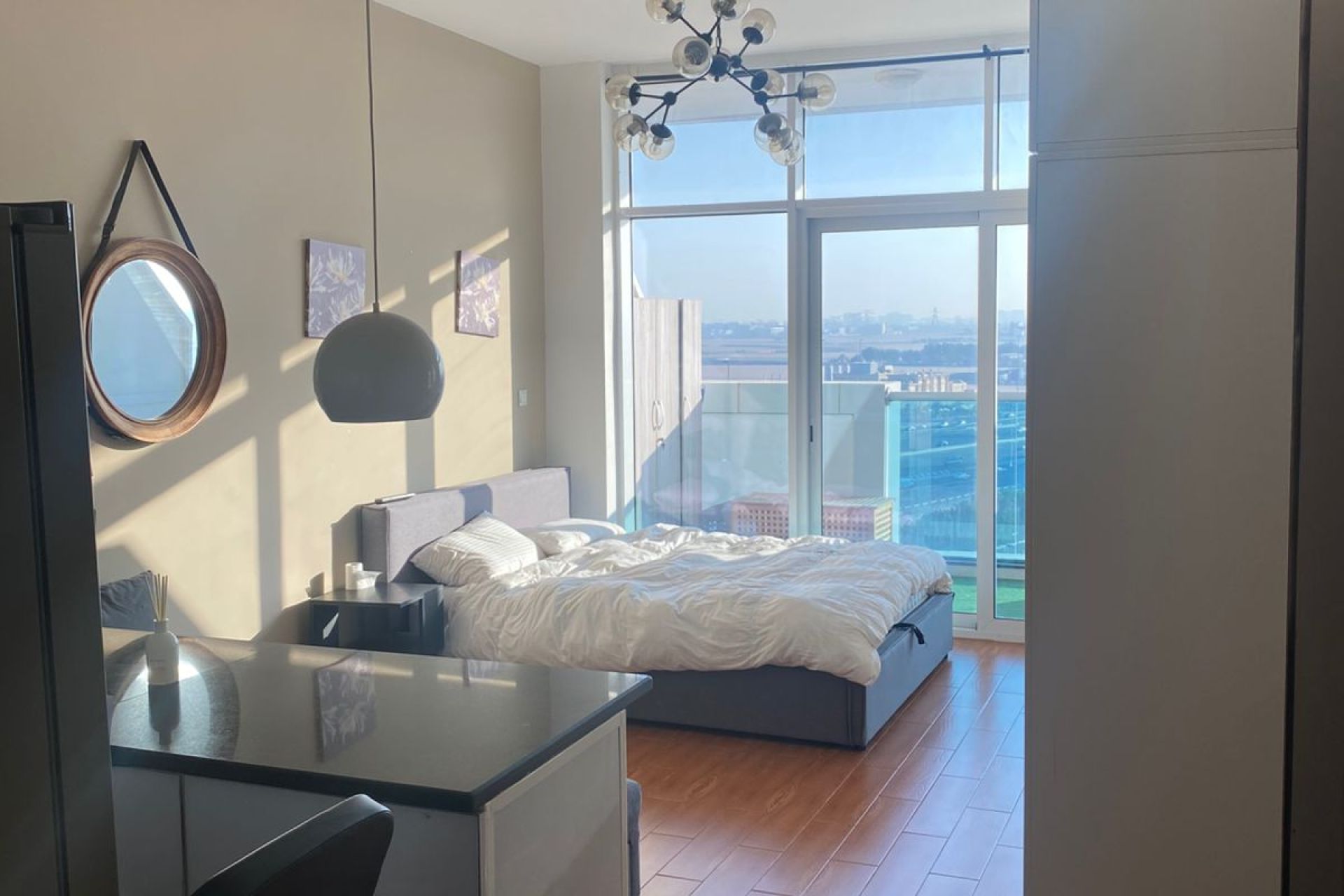 FULLY FURNISHED | HIGH FLOOR | MULTIPLE CHEQUES