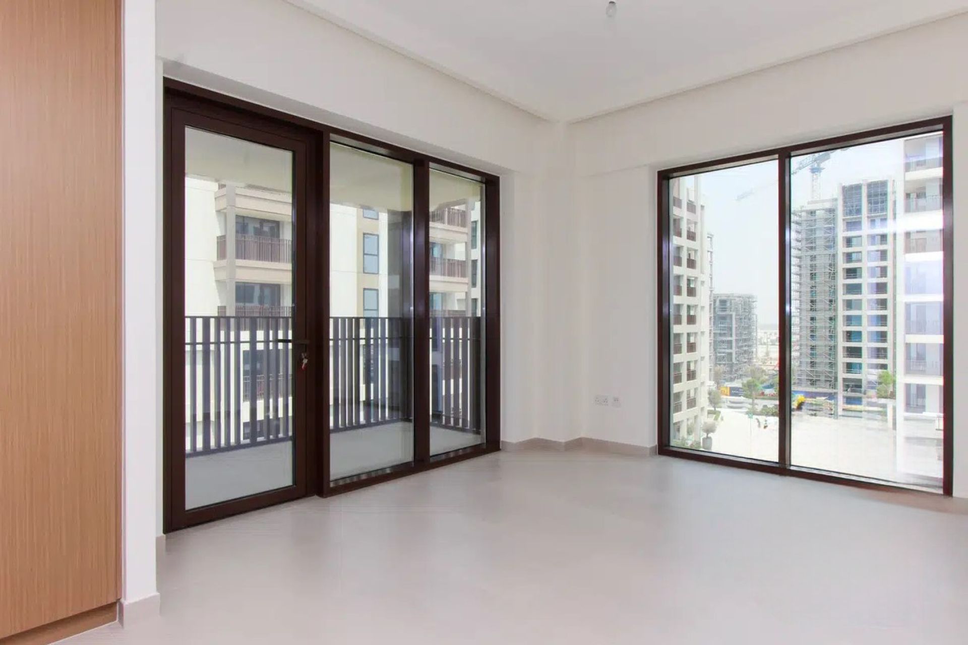 Beach Access | Vacant Now | Chiller Free