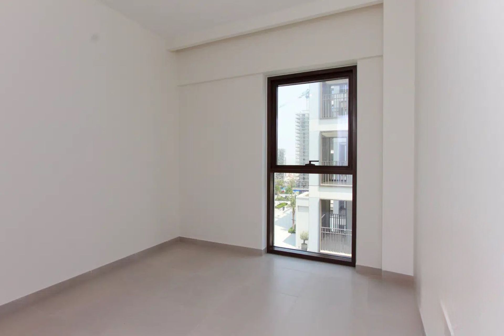 Beach Access | Vacant Now | Chiller Free