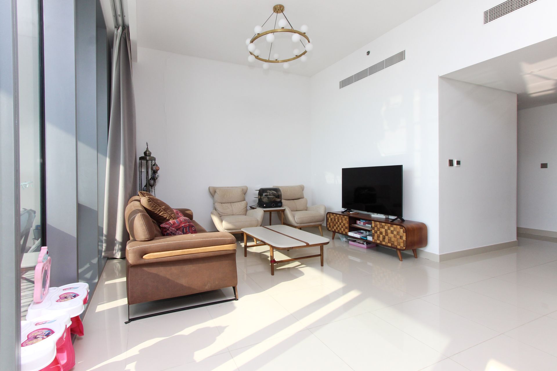 SKYLINE &amp; BURJ VIEW | FURNISHED | HIGH FLOOR