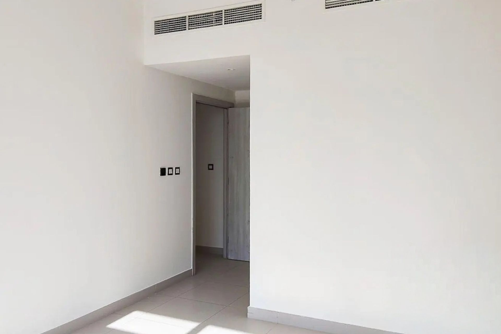 Corner Unit | High Floor | Sea View