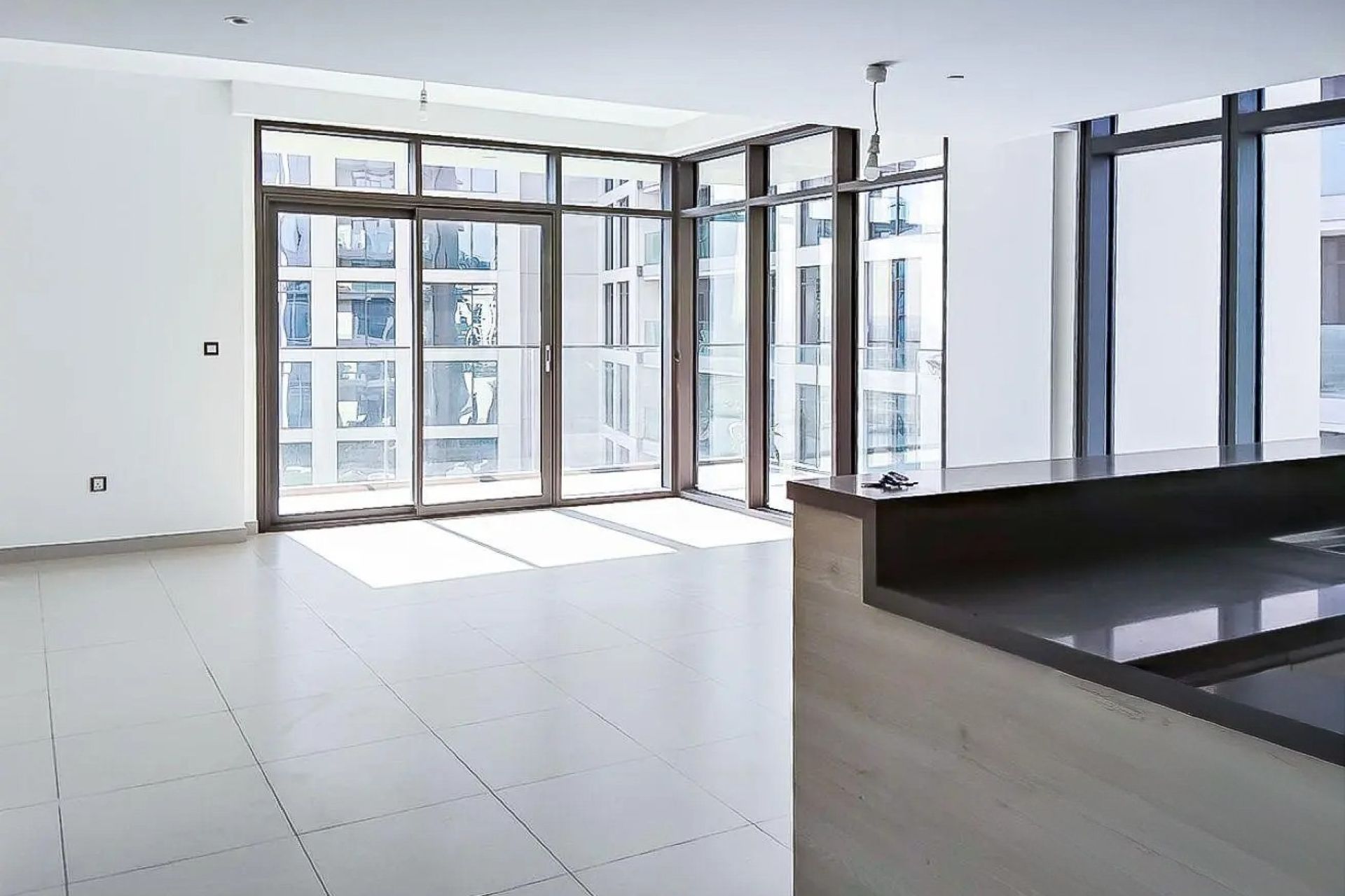 Corner Unit | High Floor | Sea View