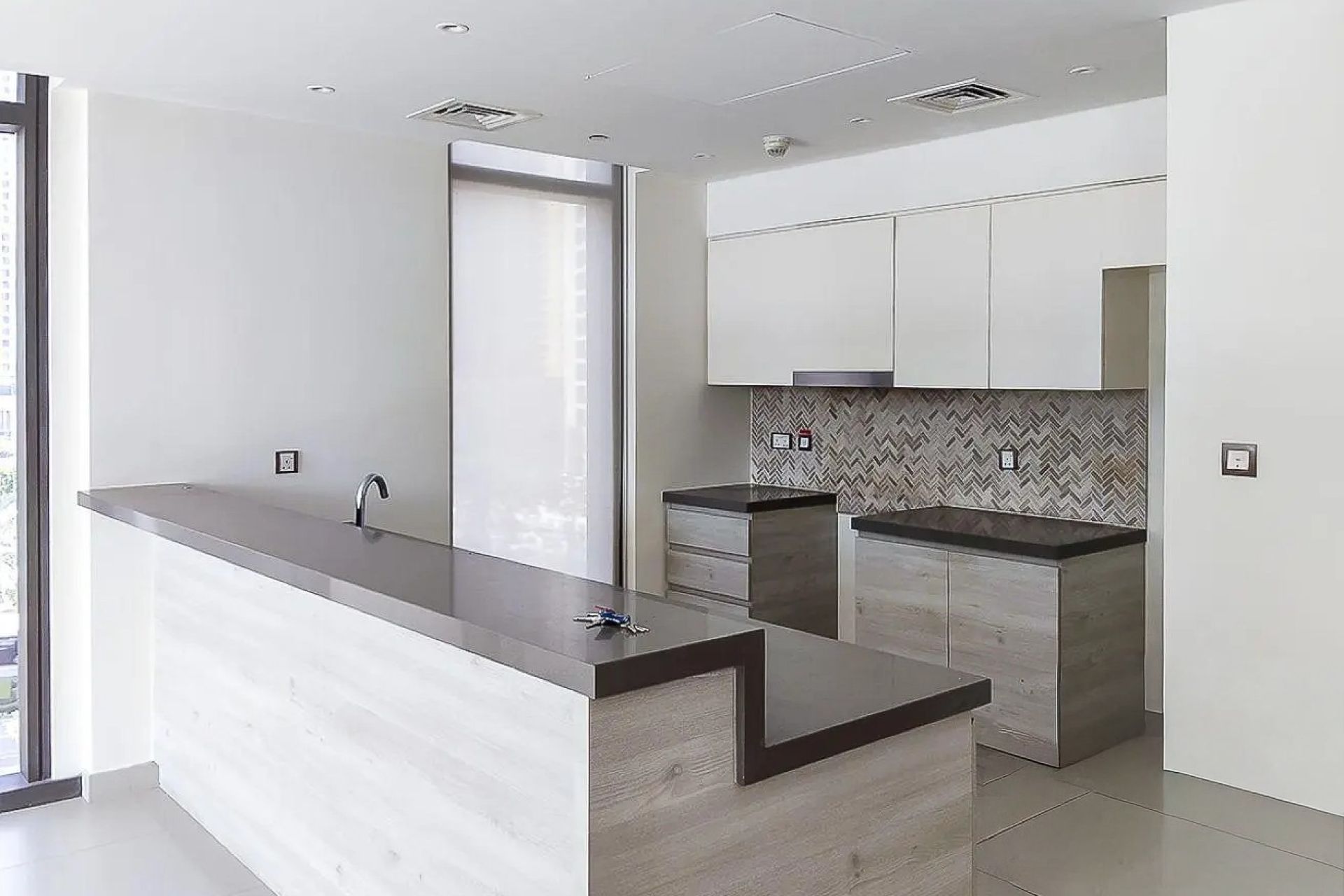 Corner Unit | High Floor | Sea View