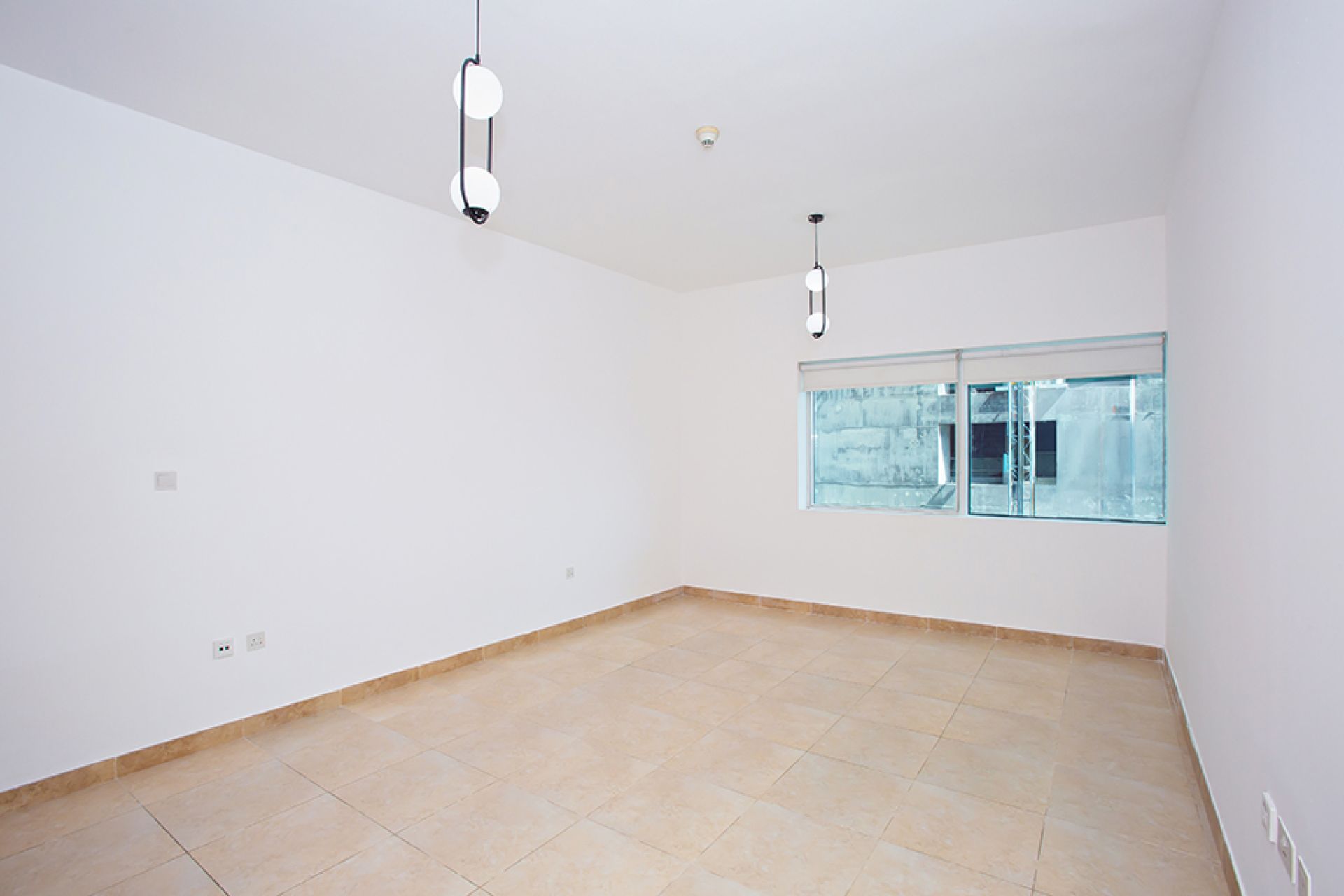 HIGH FLOOR | BIG LAYOUT | CLOSE TO TRAM STATION