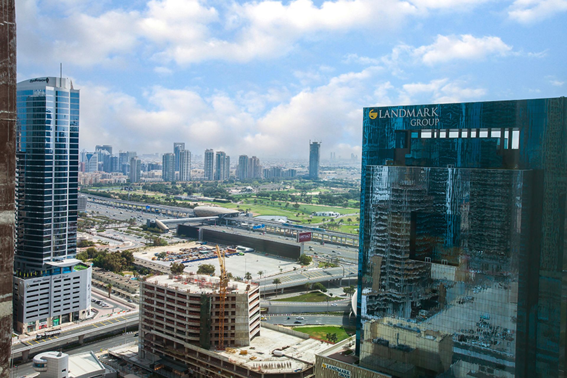 HIGH FLOOR | BIG LAYOUT | CLOSE TO TRAM STATION