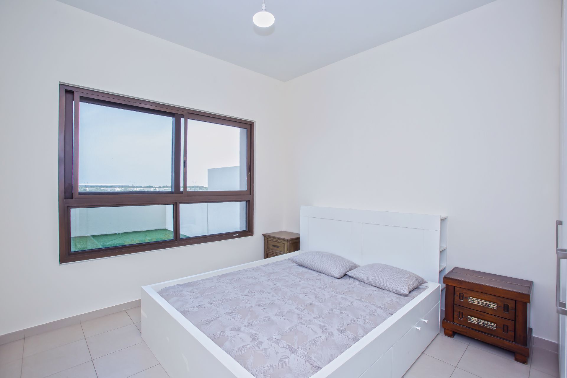 HUGE TERRACE | BIG LAYOUT | VACANT