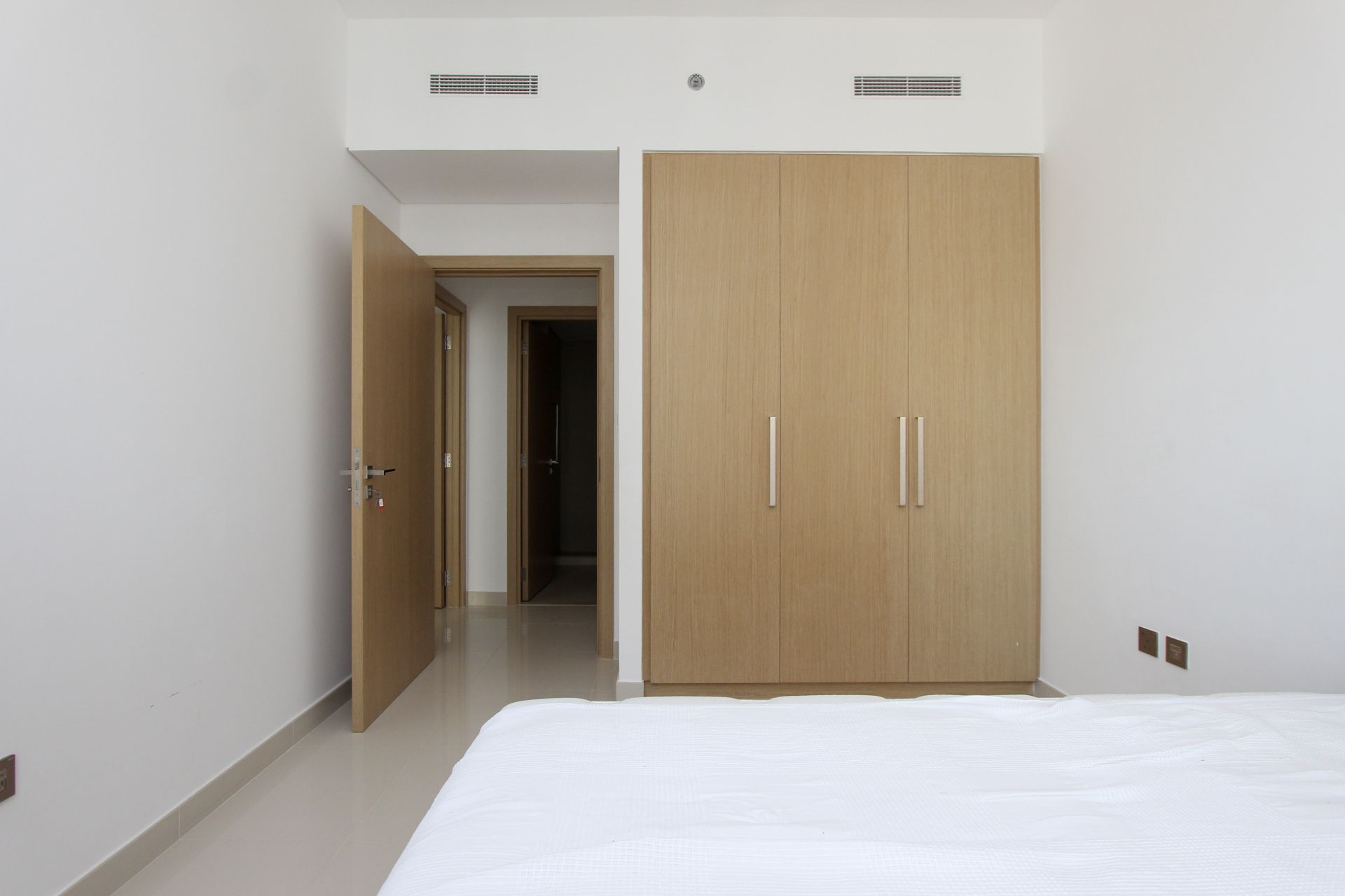 Park and Sea View | High Floor | Fully Furnished