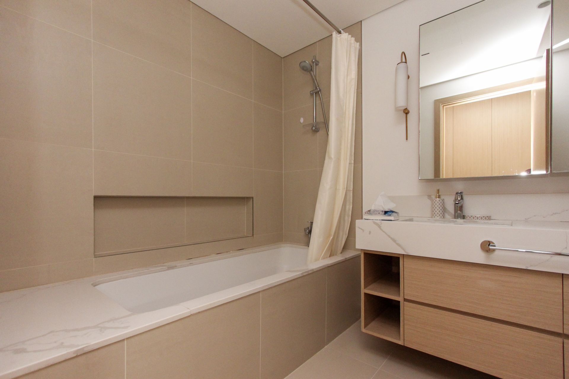 Park and Sea View | High Floor | Fully Furnished