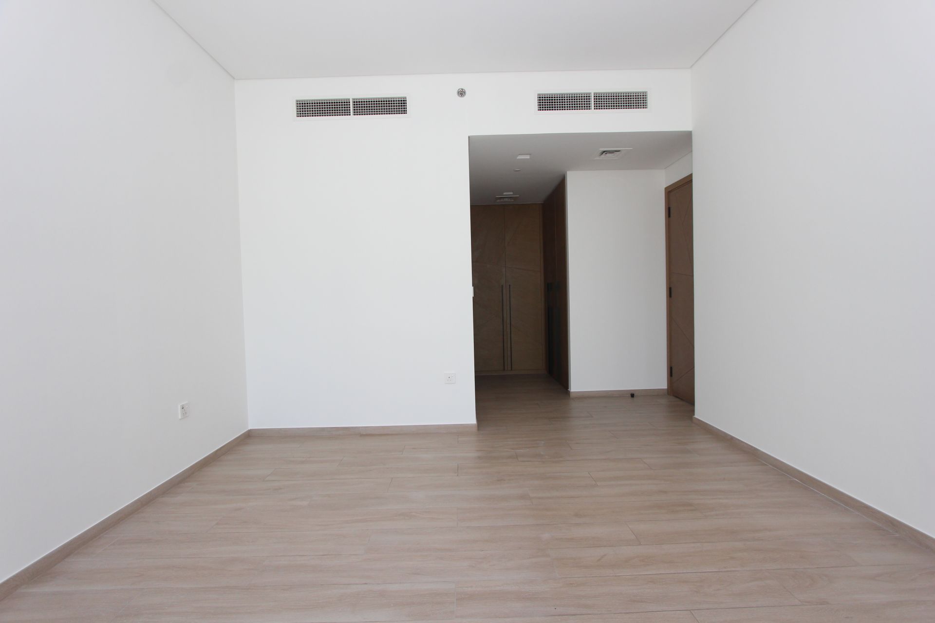 Full Canal View | Prime Location | Best Price