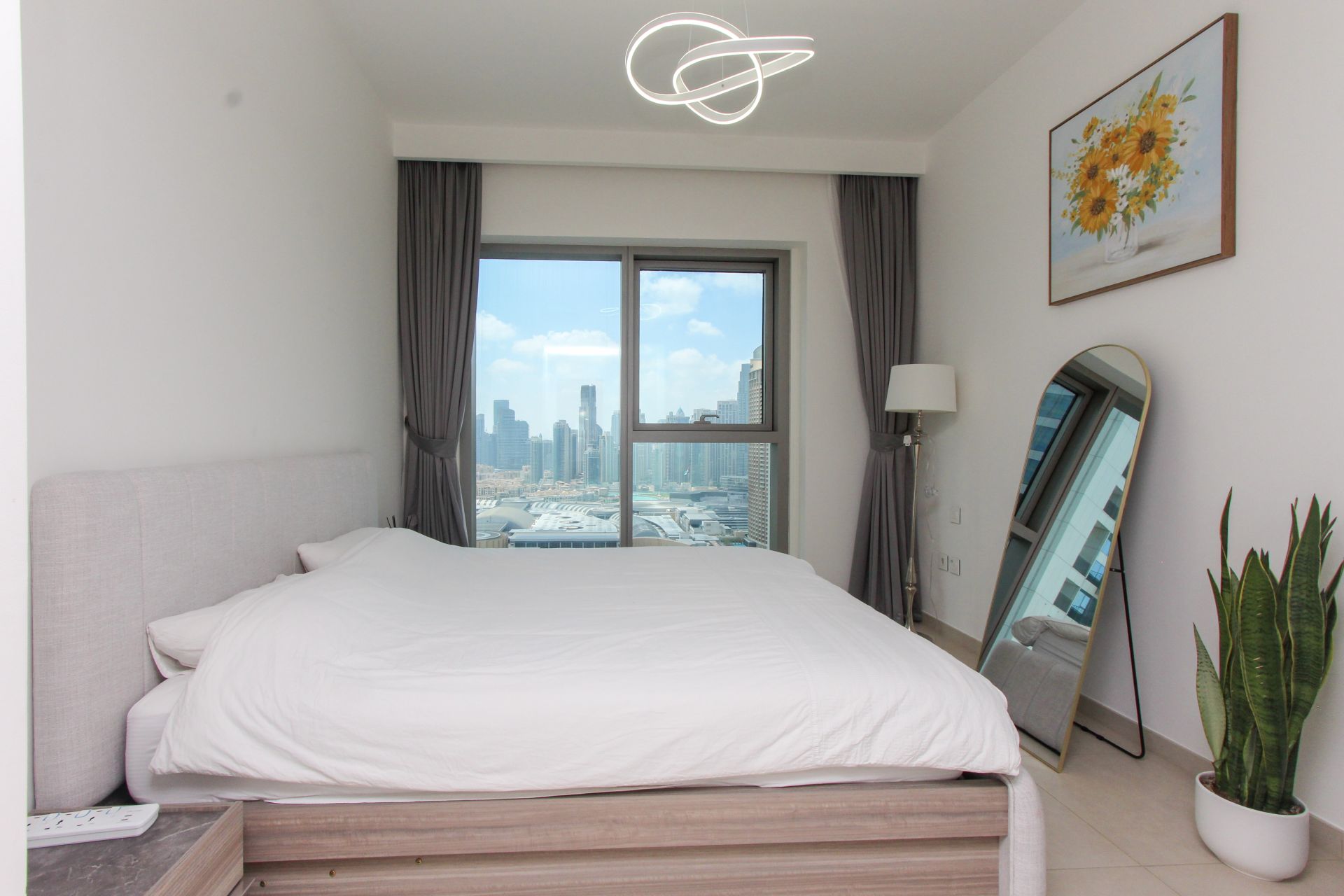 Burj Khalifa and Fountain View | Chiller Free