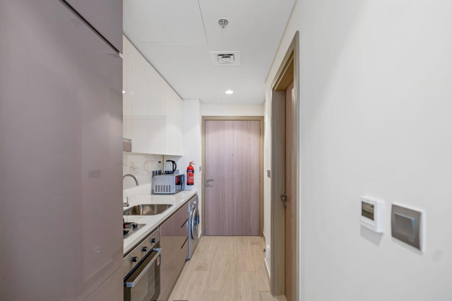 VACANT| READY TO MOVE | FULLY FURNISHED