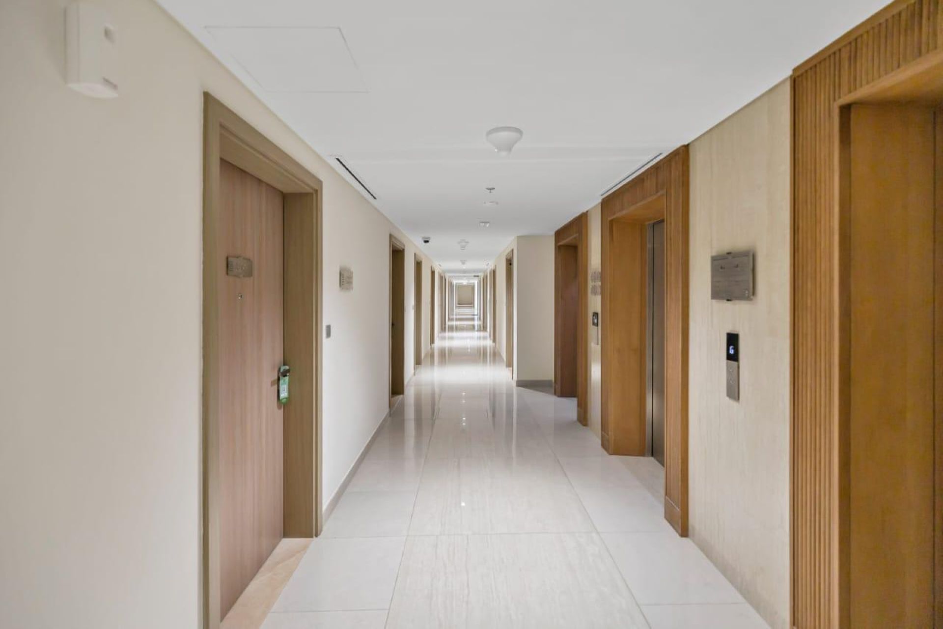 VACANT| READY TO MOVE | FULLY FURNISHED