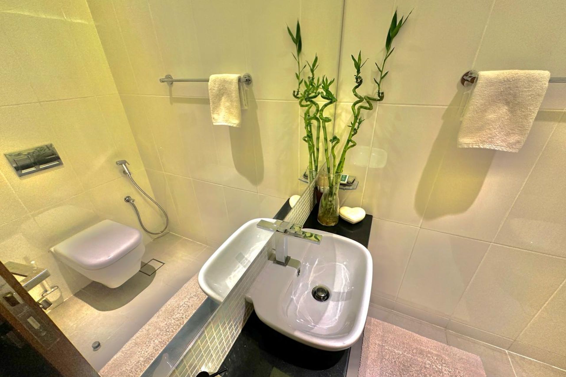 Fully Furnished | Pool Facing | Large layout