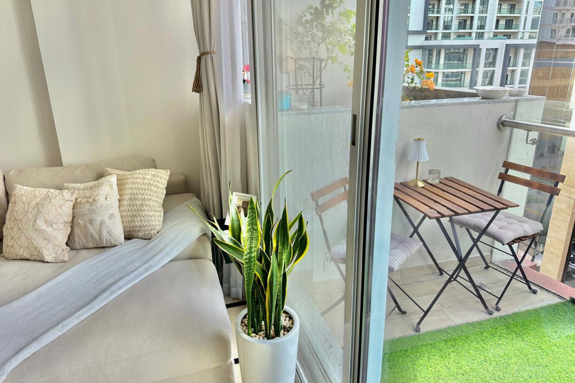 Fully Furnished | Pool Facing | Large layout