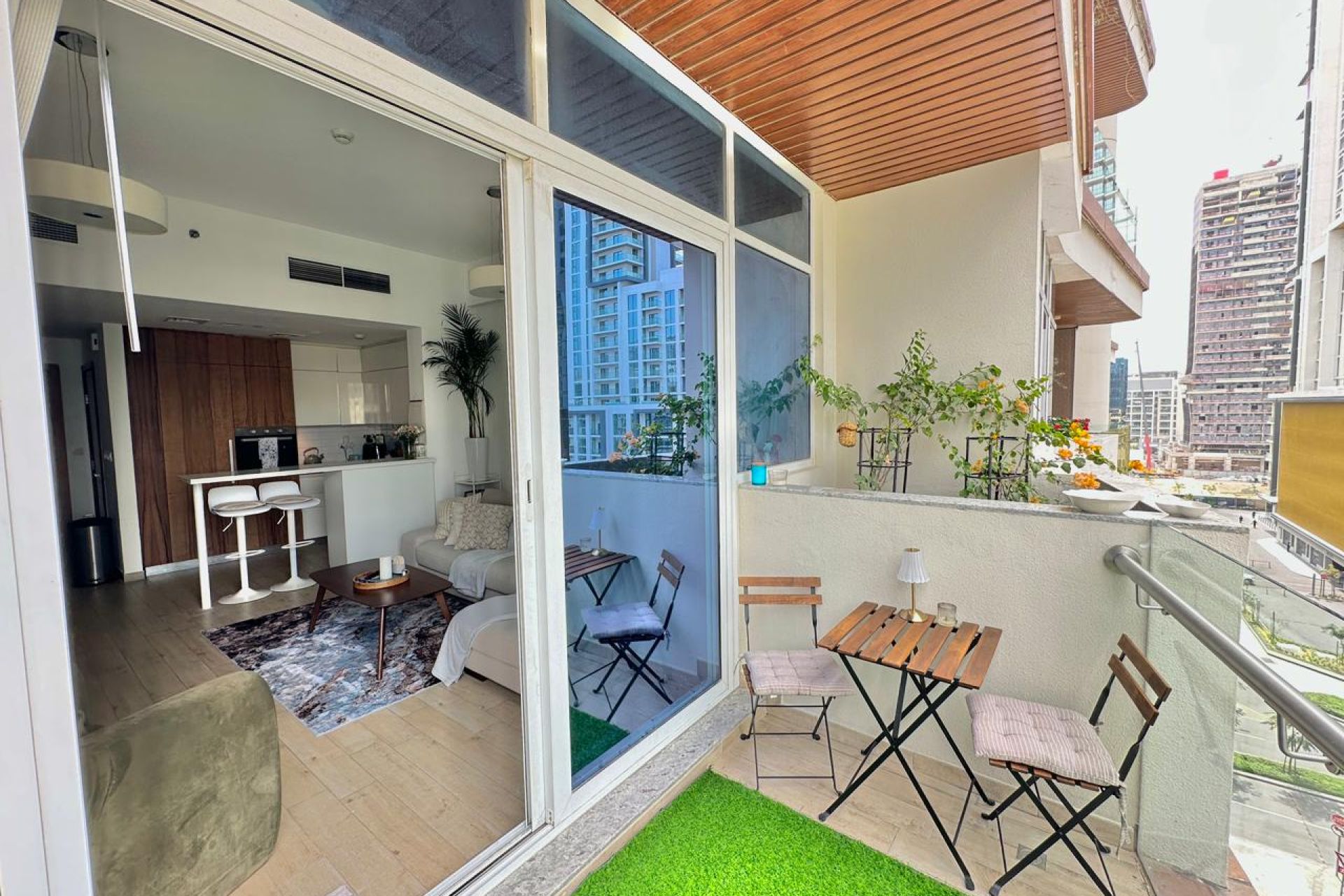 Fully Furnished | Pool Facing | Large layout