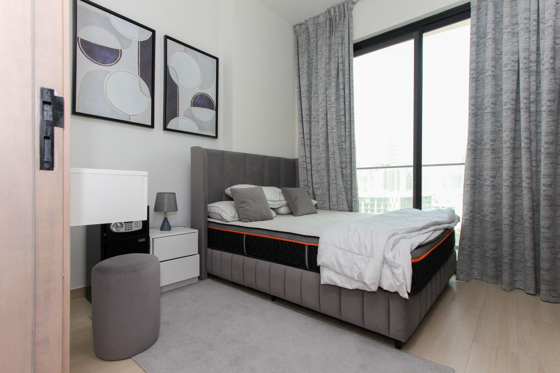 Corner Unit | Fully Furnished | Vacant