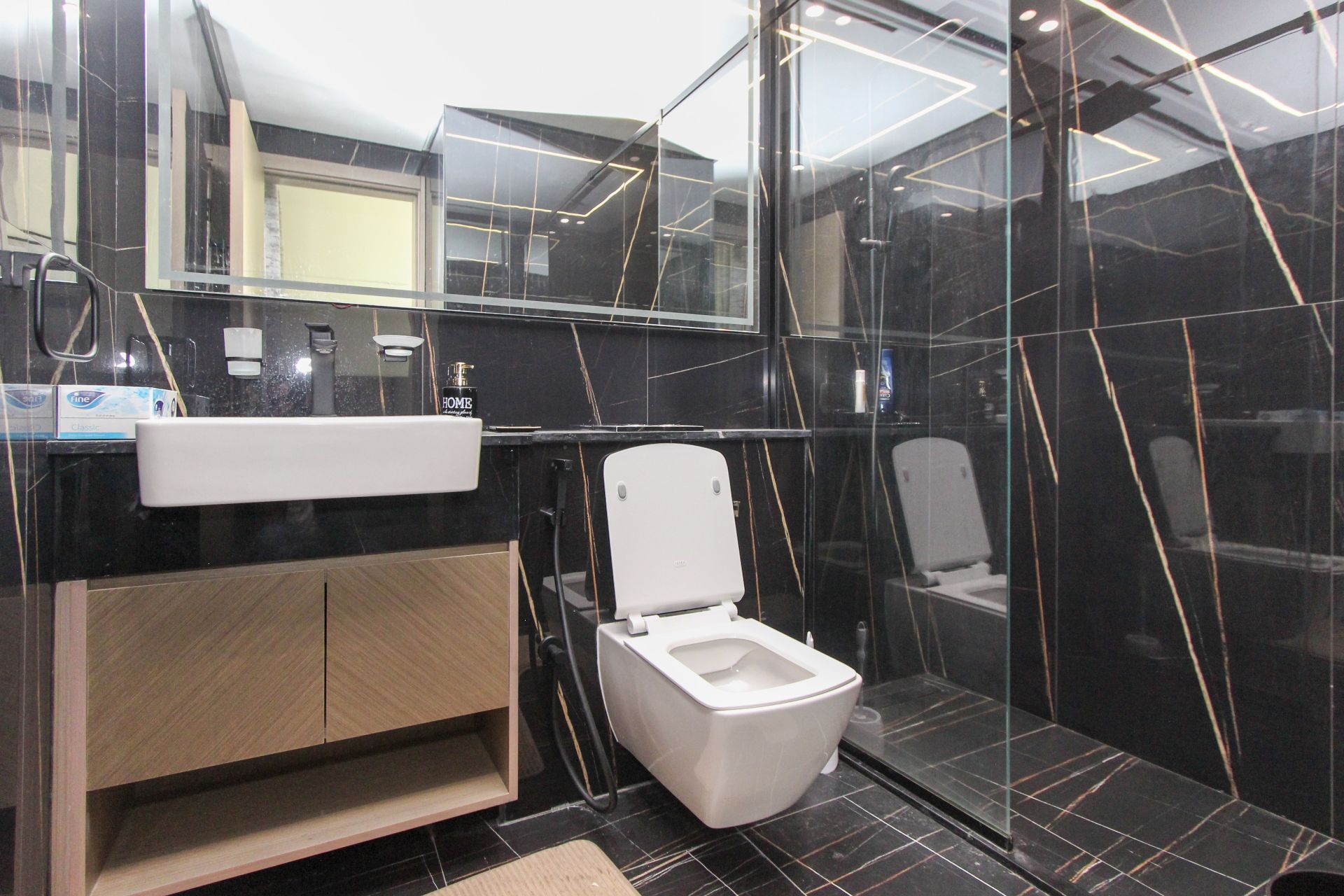 Corner Unit | Fully Furnished | Vacant