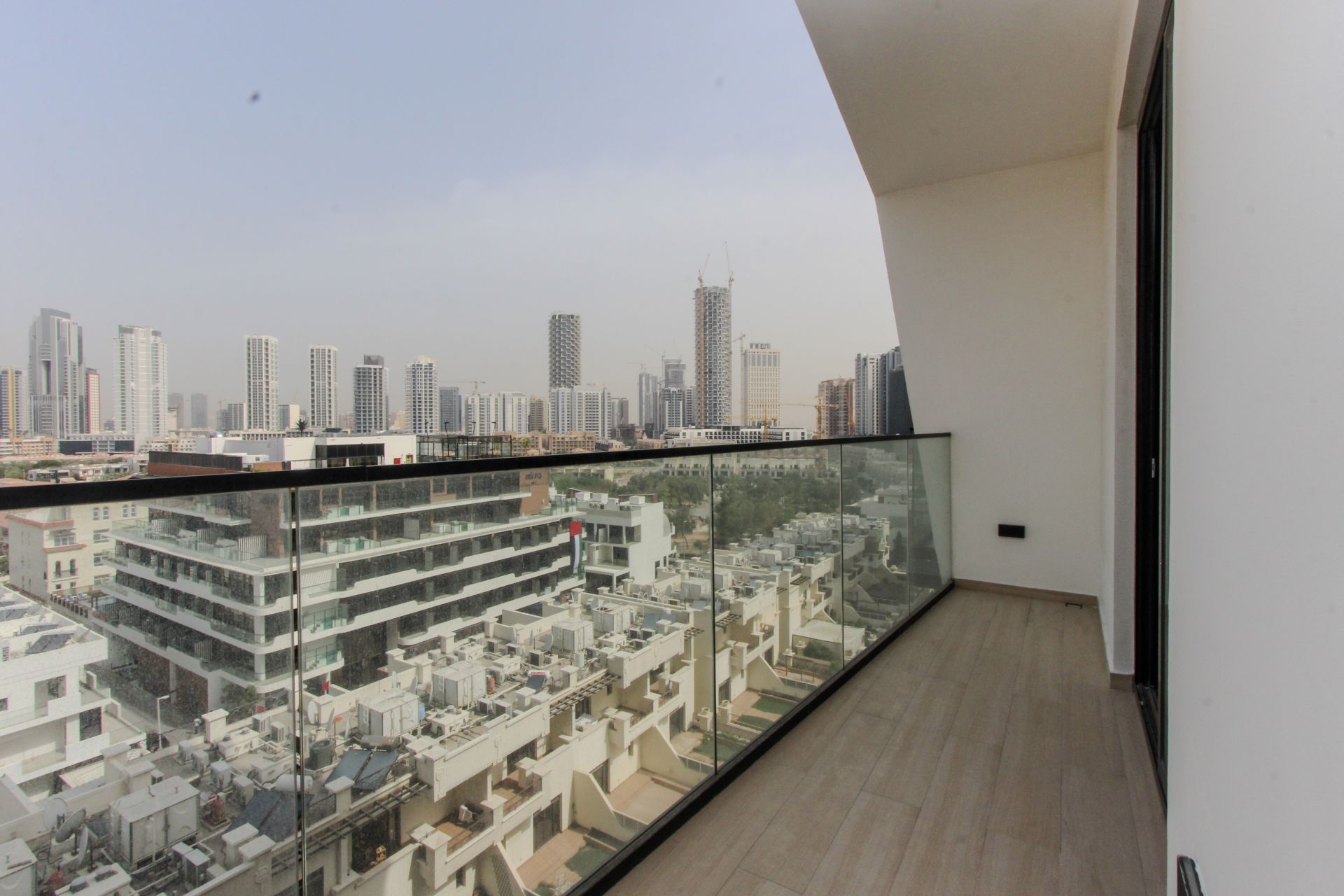 Corner Unit | Fully Furnished | Vacant