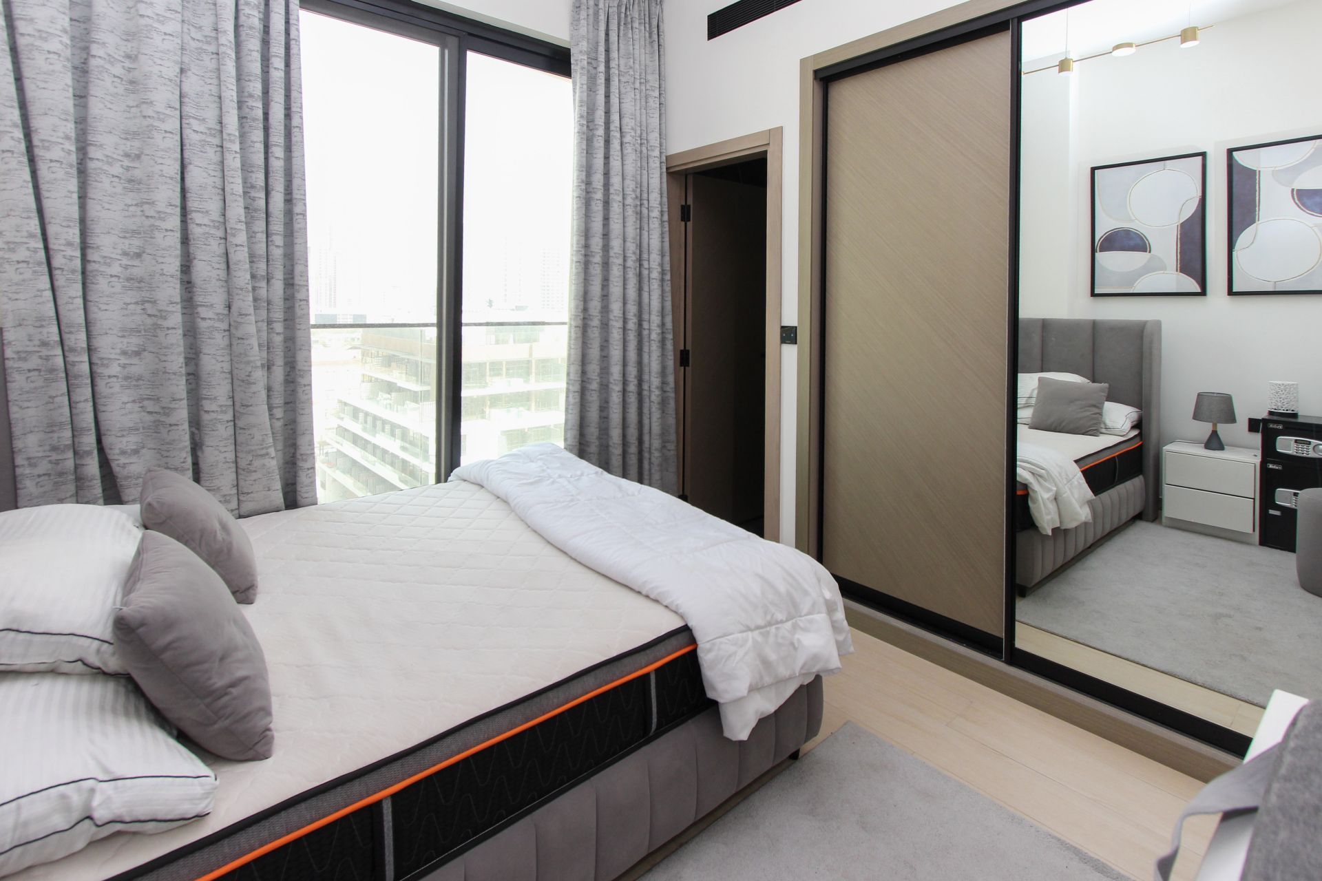 Corner Unit | Fully Furnished | Vacant