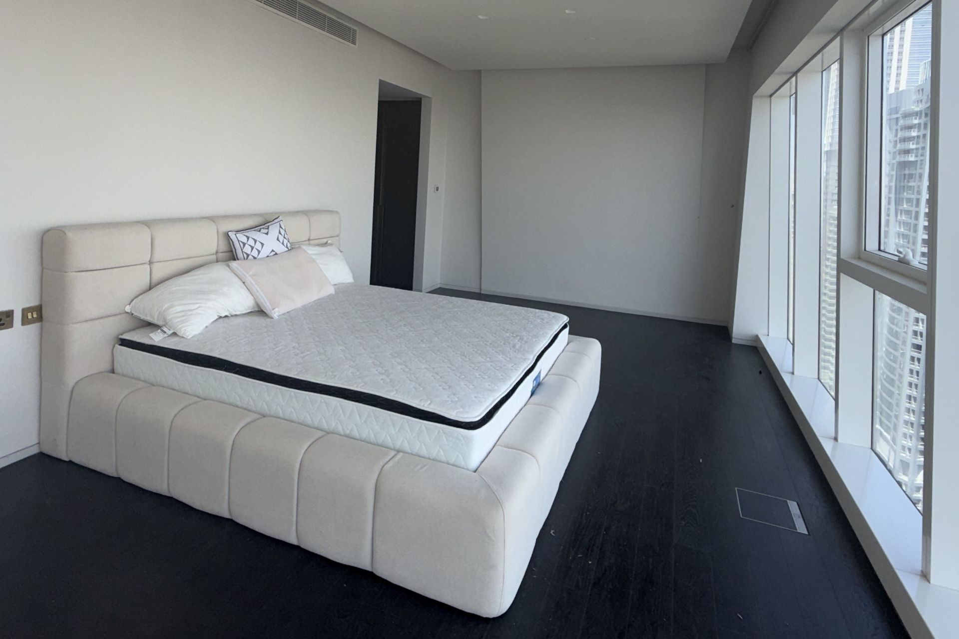 Upgraded | Vacant | Marina View