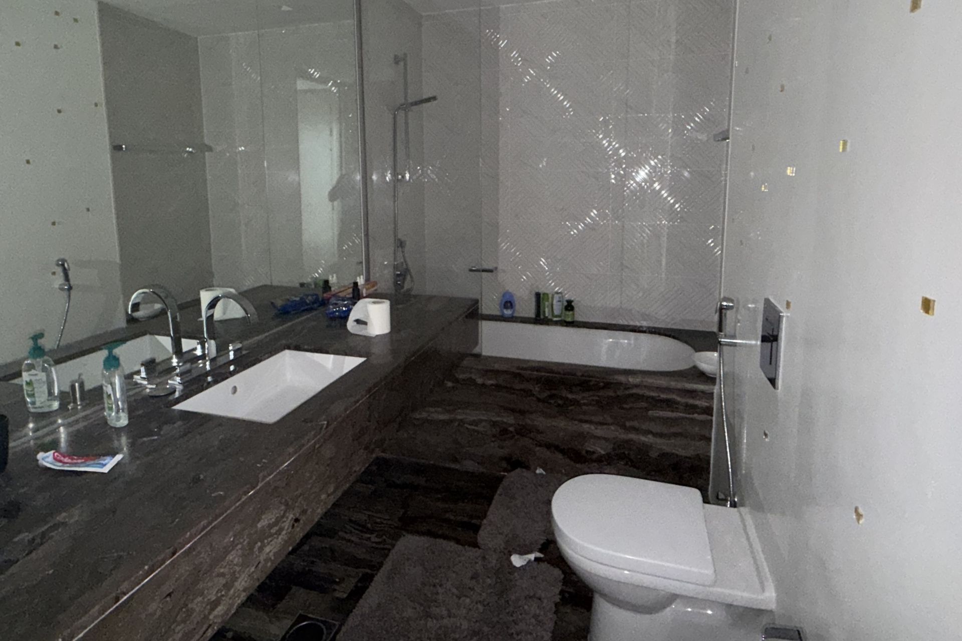 Upgraded | Vacant | Marina View