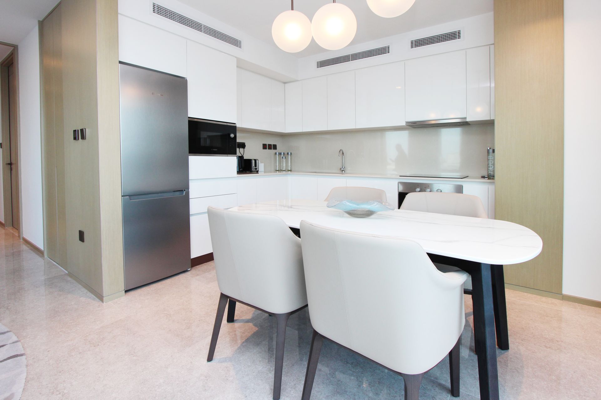 Huge Layout | Downtown View | Luxurious Living