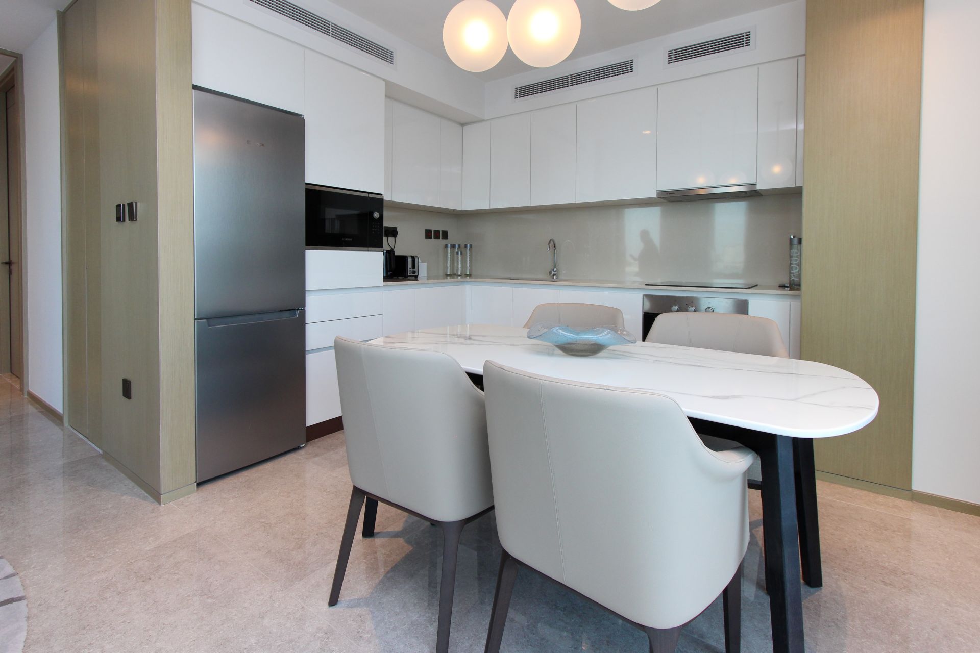 Water View | Luxury Apartment | Vacant Now
