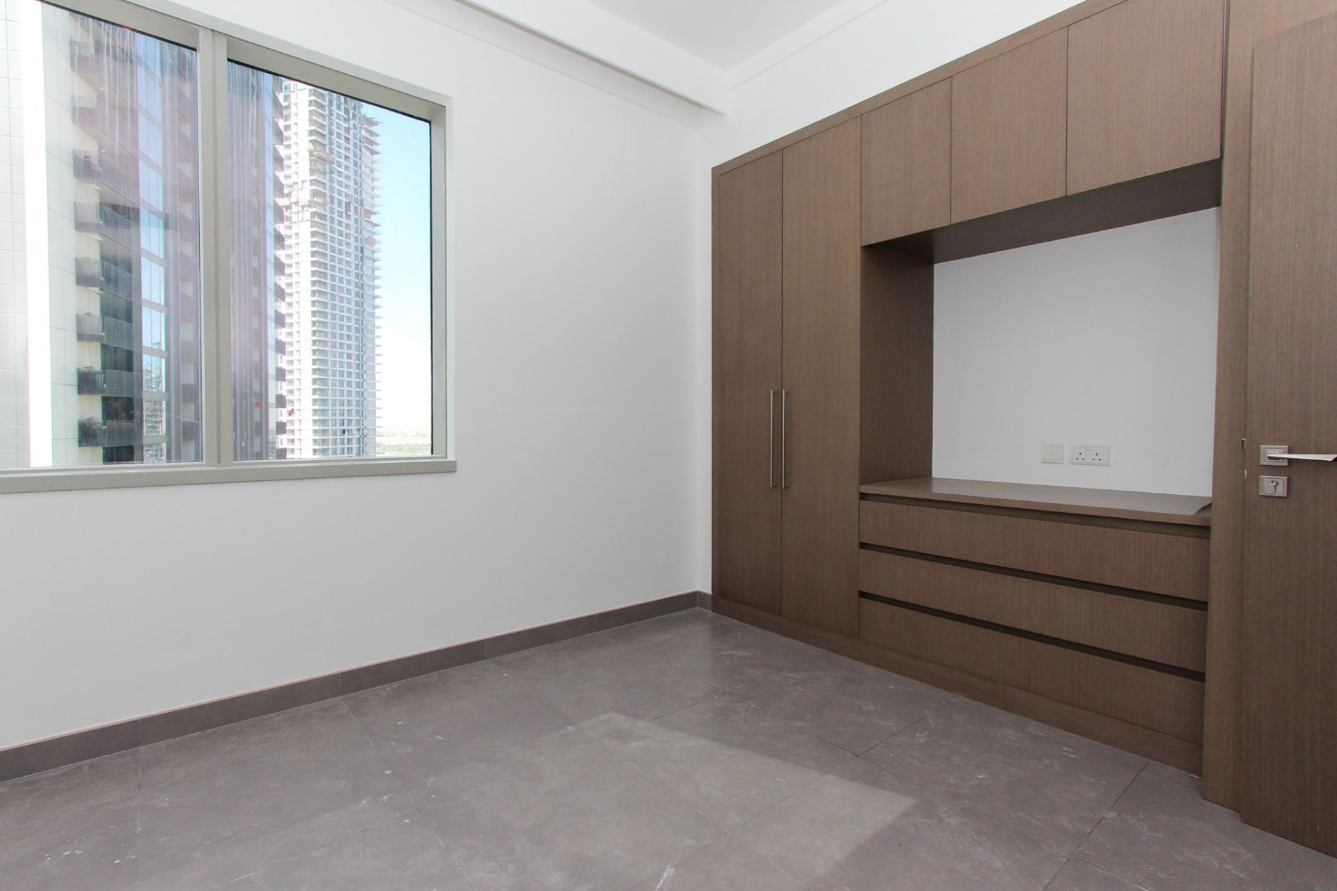 Creek Beach View | Mid Floor | Vacant