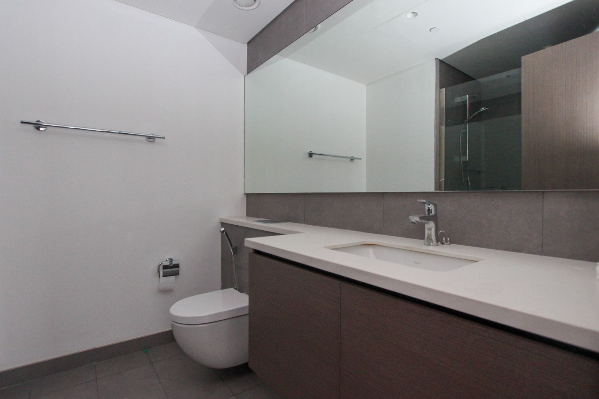 Creek Beach View | Mid Floor | Vacant