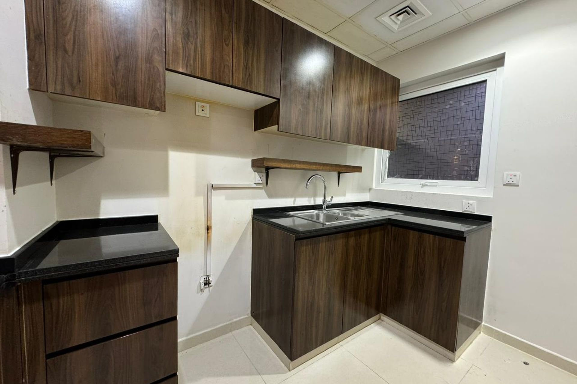 Vacant Soon | 3BR Townhouse with Balcony &amp; Parking