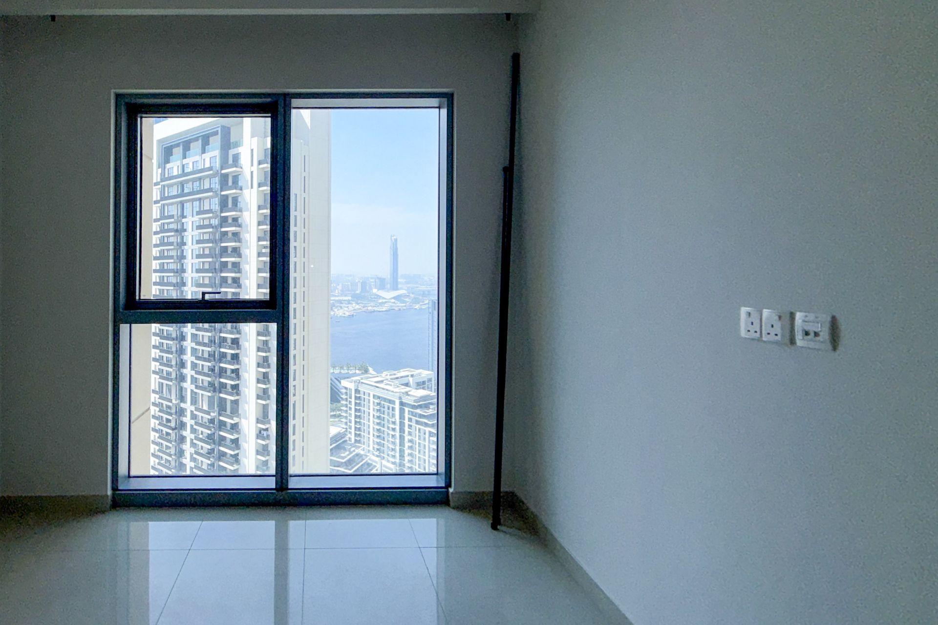 Canal and Park View | Vacant | Amazing layout