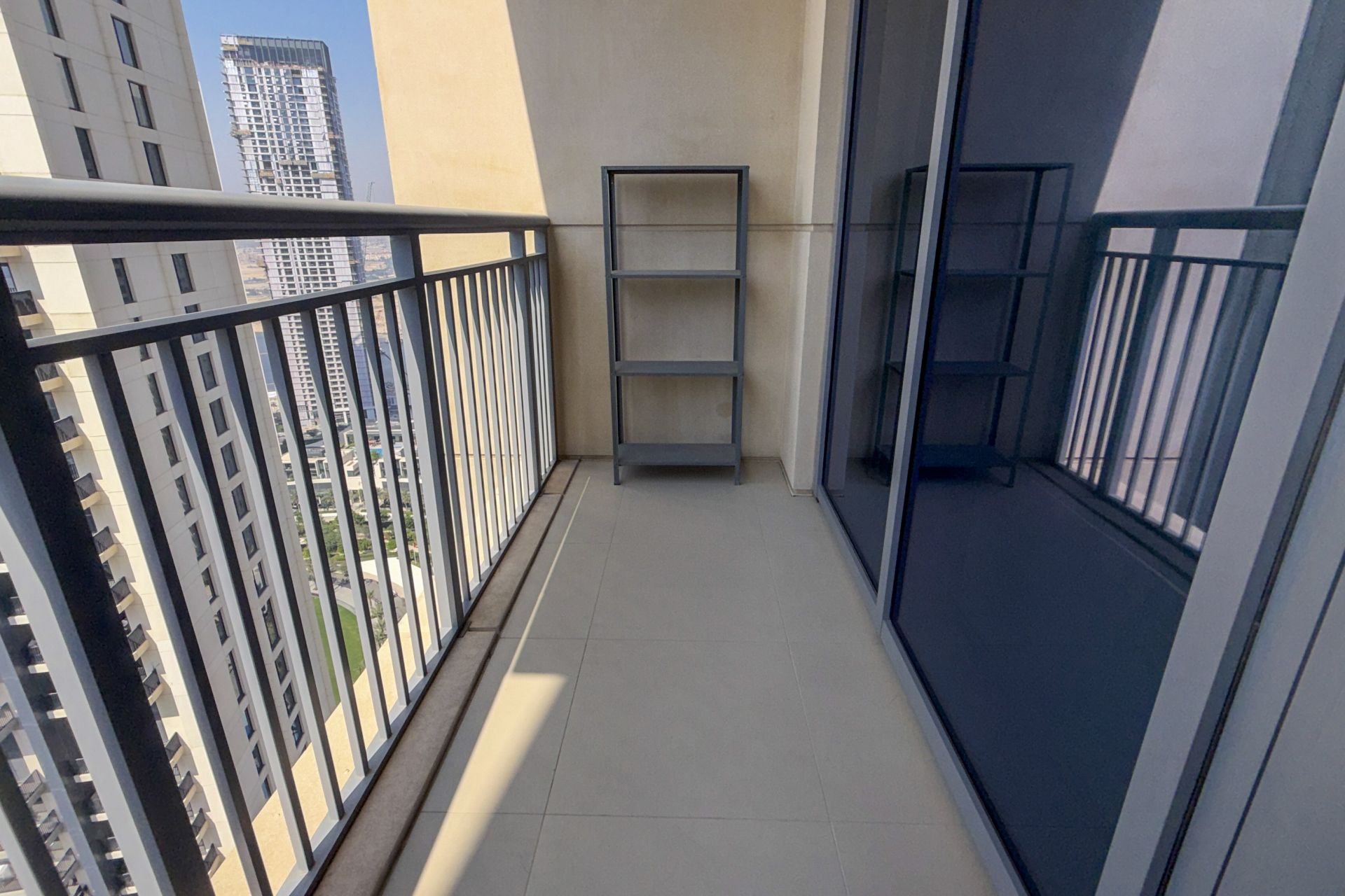 Canal and Park View | Vacant | Amazing layout