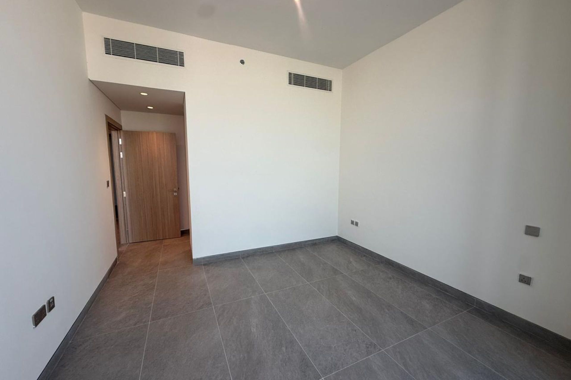 Brand New | Unfurnished | Vacant Soon