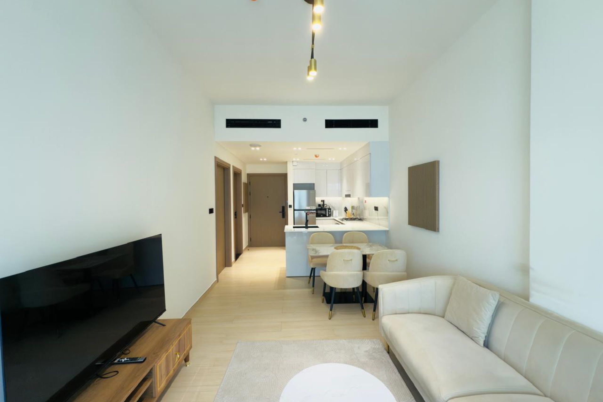 Fully Furnished | Mid Floor | Vacant