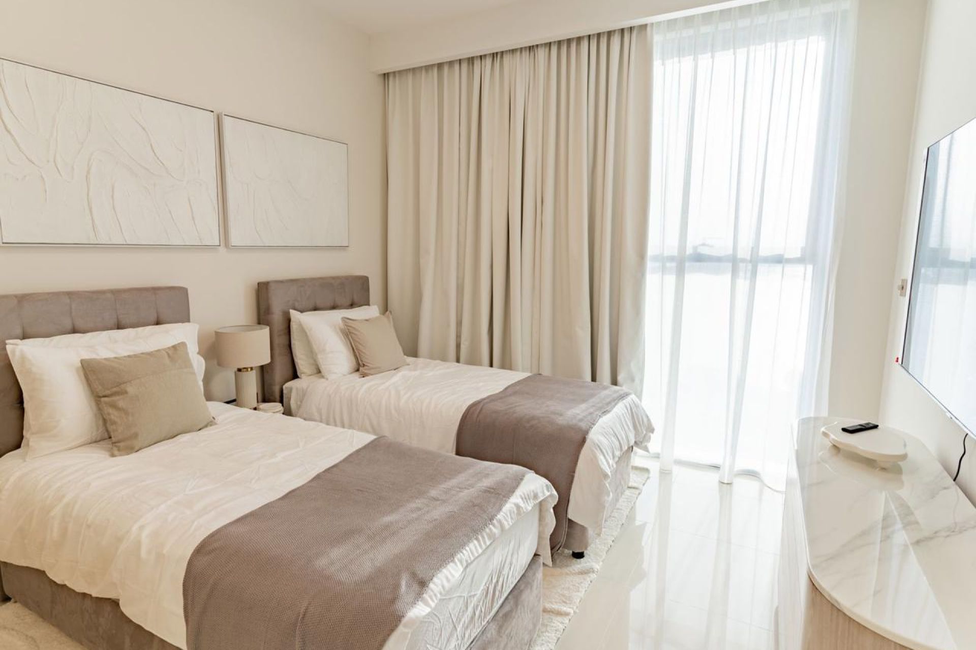 FULLY FURNISHED | BURJ VIEW | VACANT