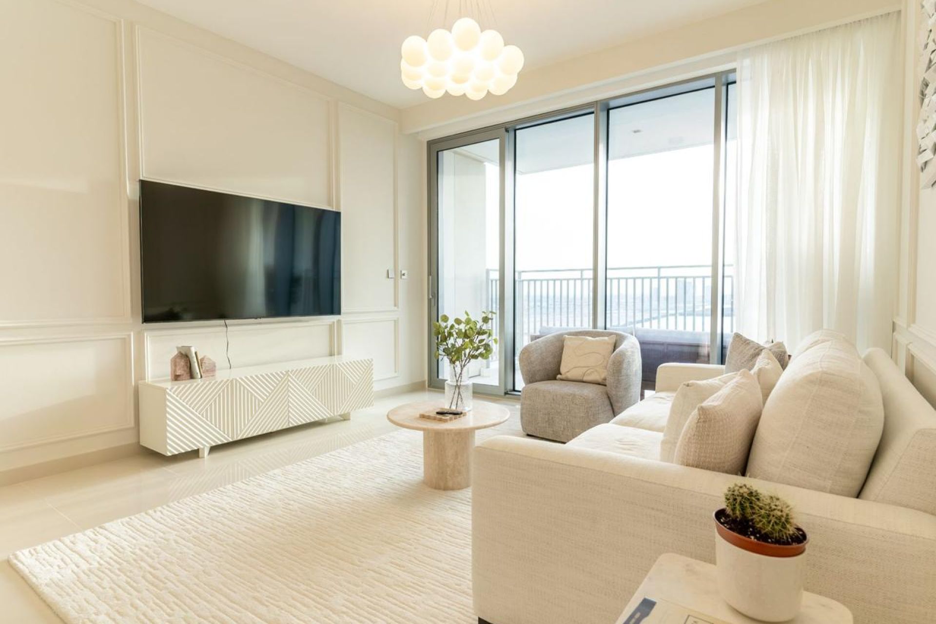 FULLY FURNISHED | BURJ VIEW | VACANT