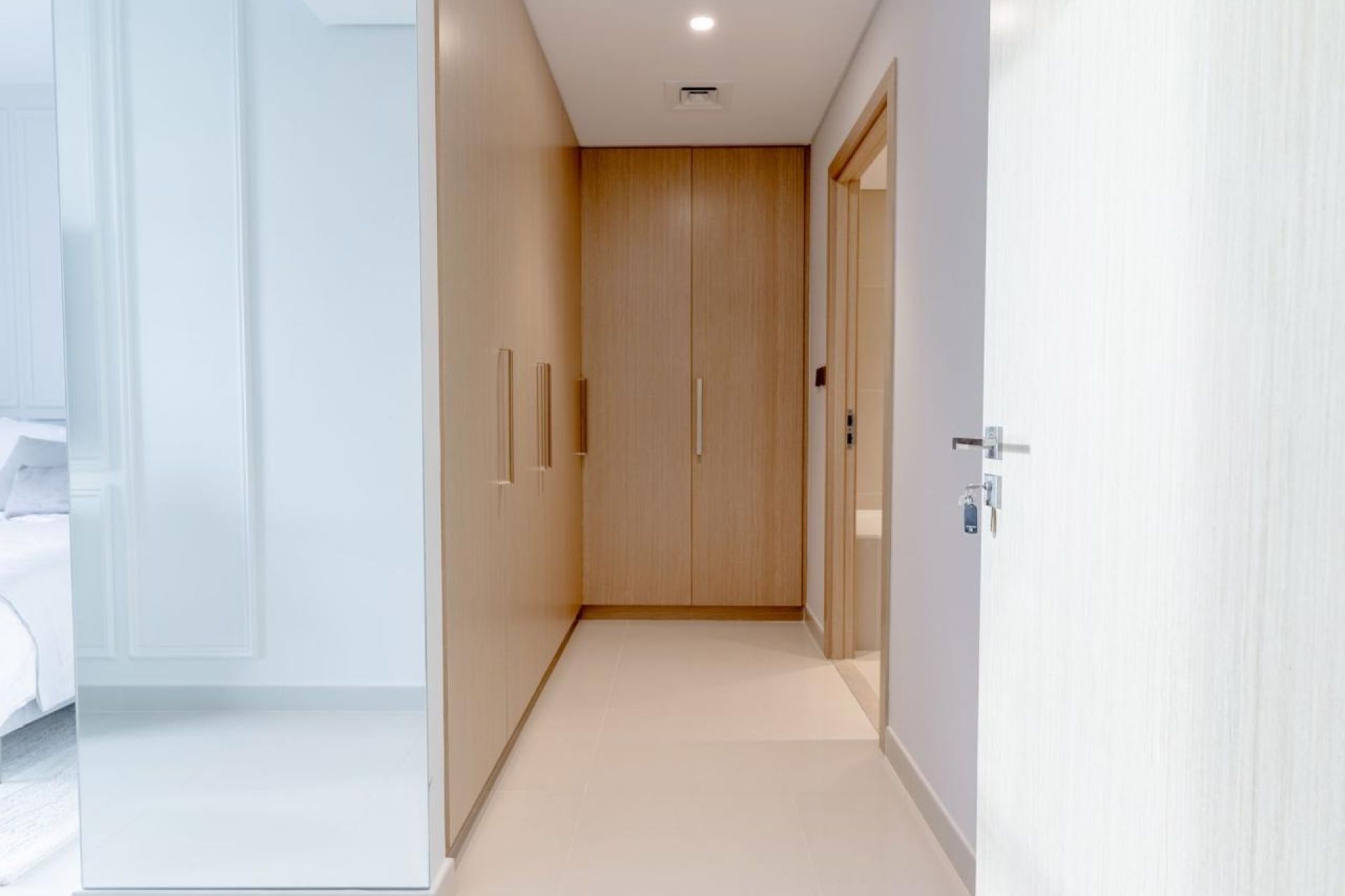 FULLY FURNISHED | BURJ VIEW | VACANT