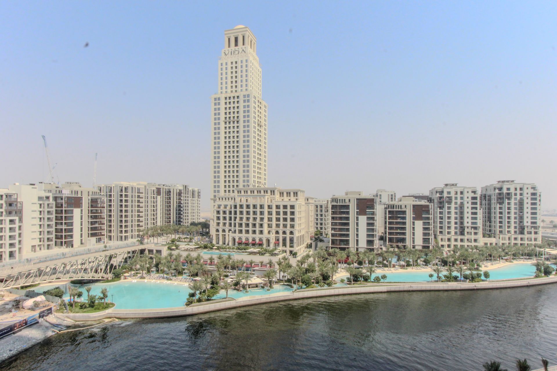 Full Canal View | White Goods | 2 Balconies