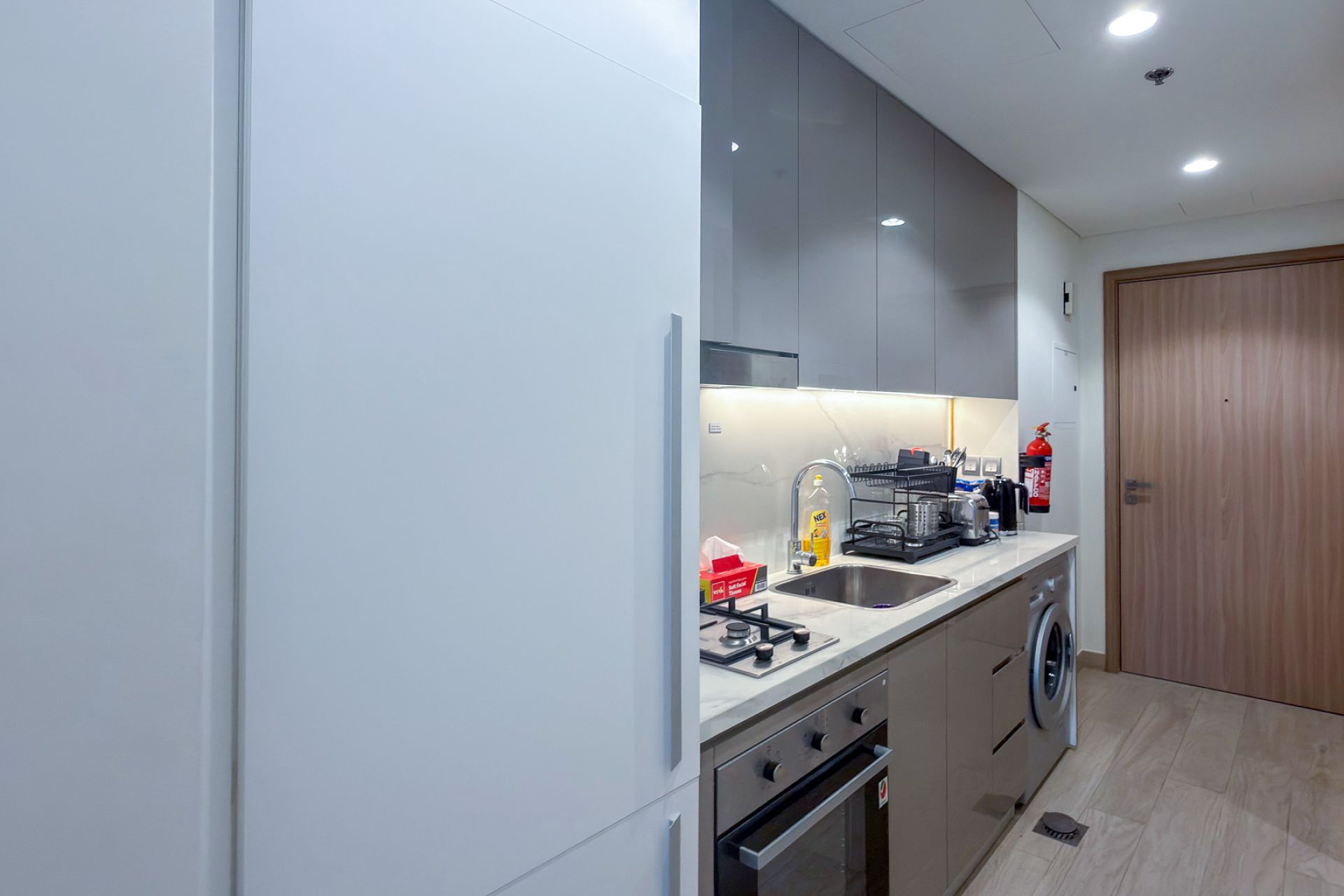 Fully Furnished | Balcony | Chiller Free