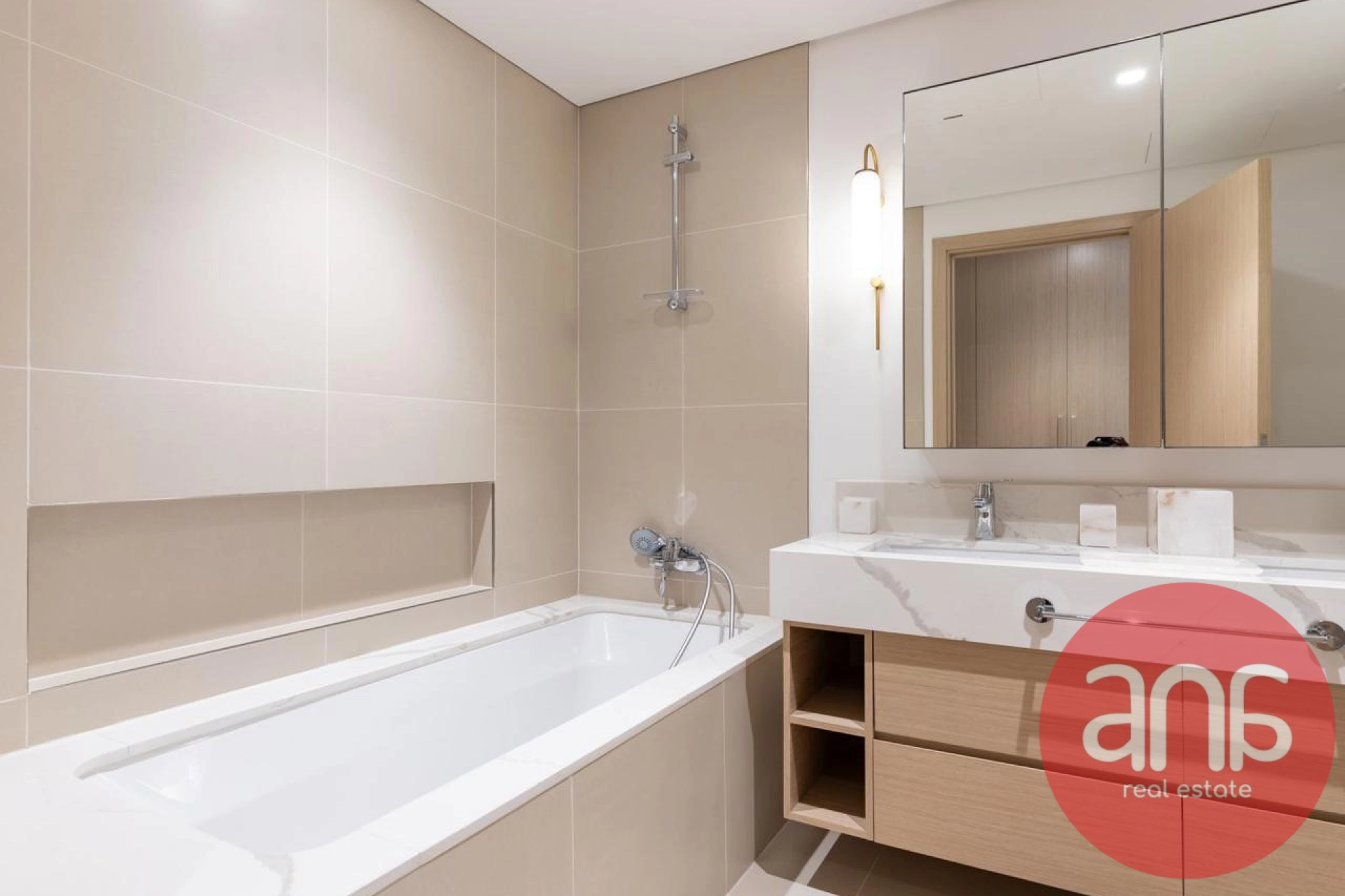 FULLY FURNISHED | BURJ VIEW | VACANT 1ST APRIL