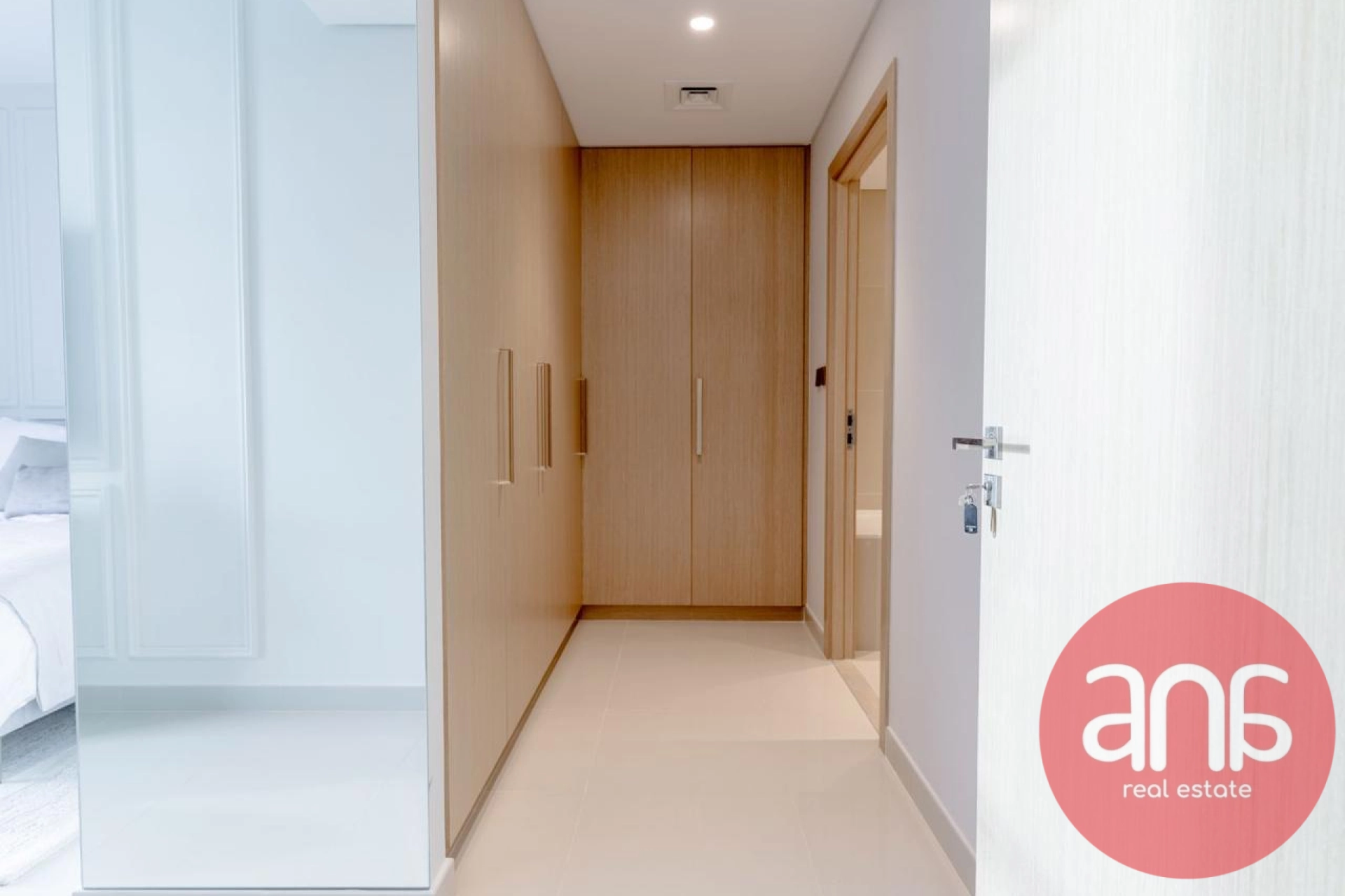 FULLY FURNISHED | BURJ VIEW | VACANT 1ST APRIL