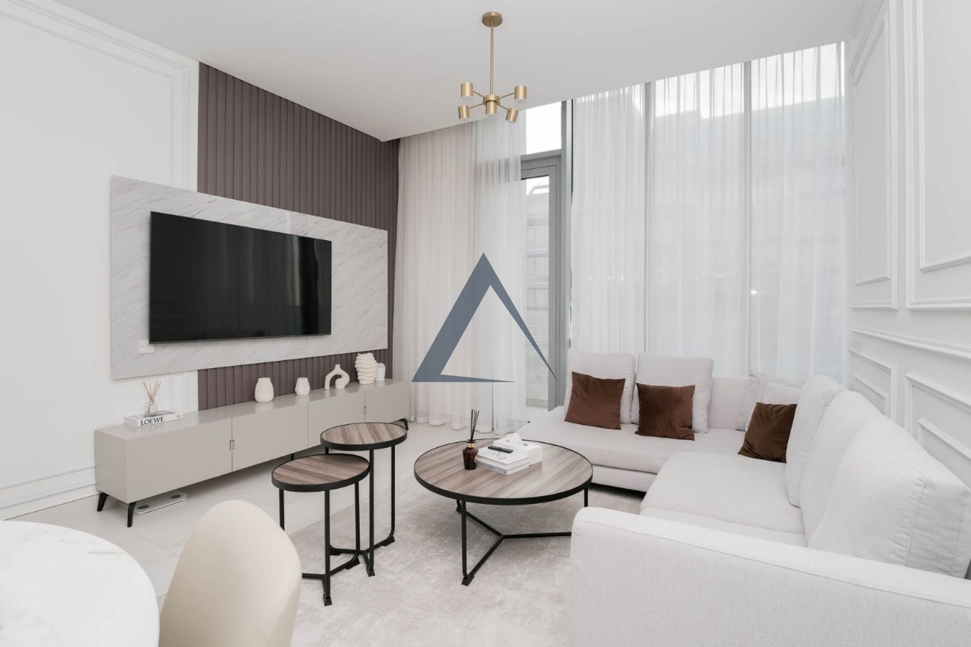 Premium 2BR | High-Floor | Maid's Room | Luxury Living