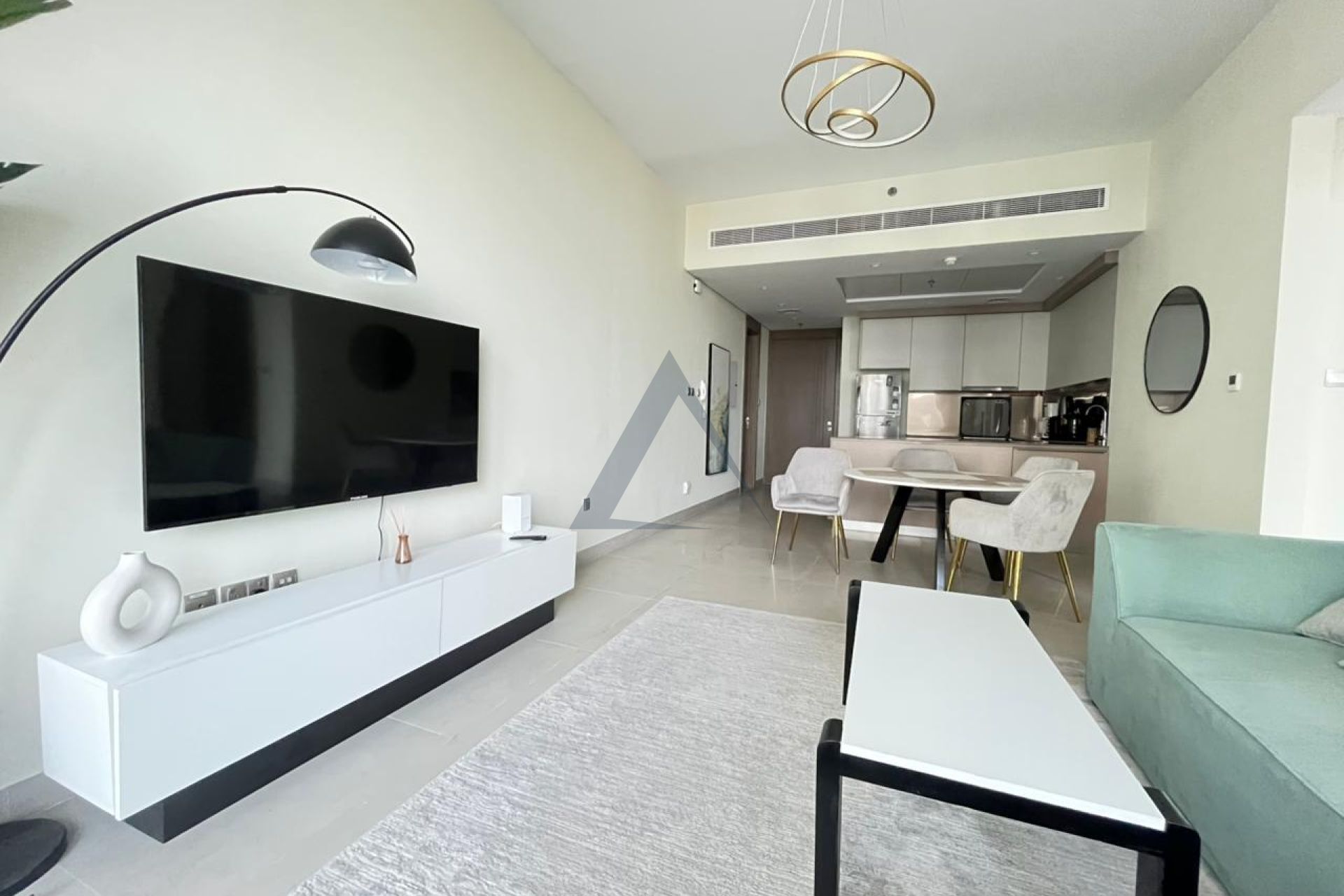 Bright & Spacious 2BR | Balcony | Great Amenities